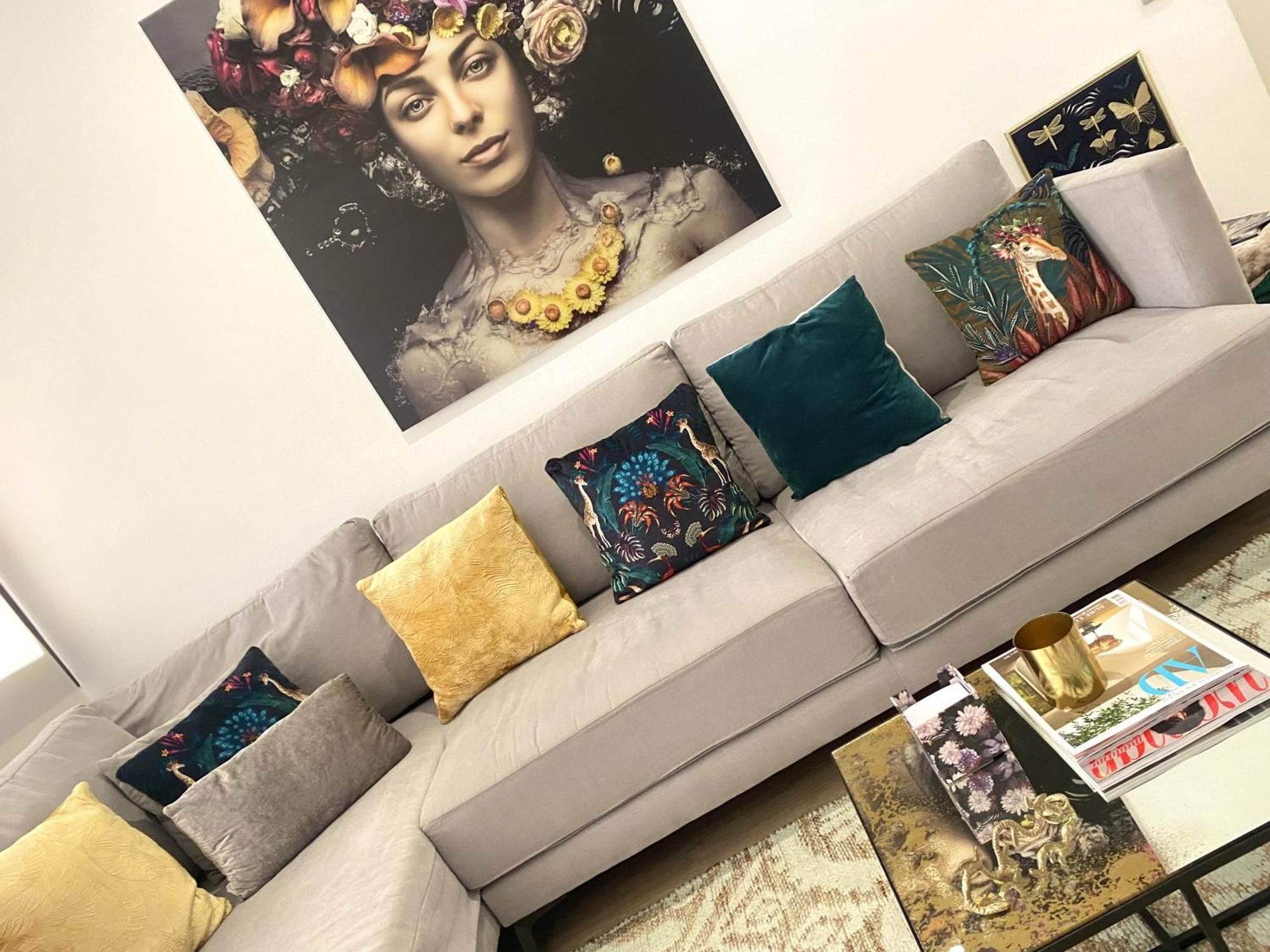 Barcelona Chic Apartments- Free Parking - 10 Min From Bcn City Centre By Metro エクステリア 写真